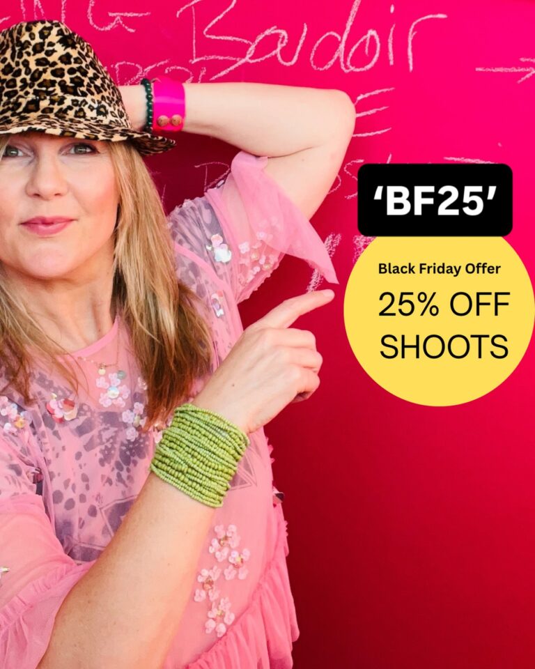 🎉⭐️ Black Friday special offer 25% off boudoir shoots on the website FYEO portraits.