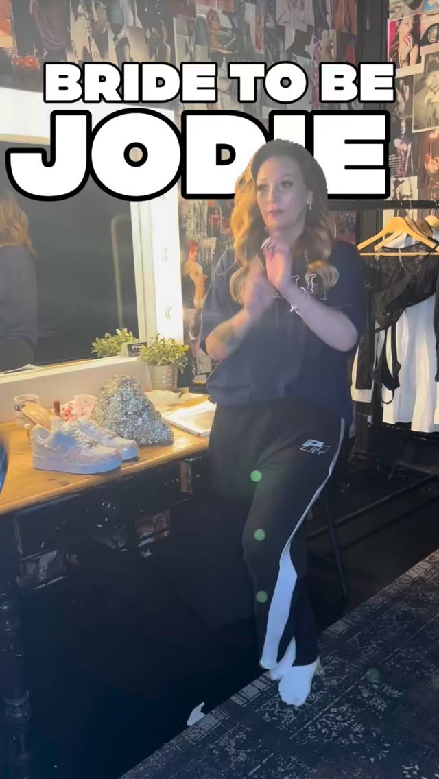 ✨Get inspired by what Jodie brought to her bridal boudoir photoshoot.