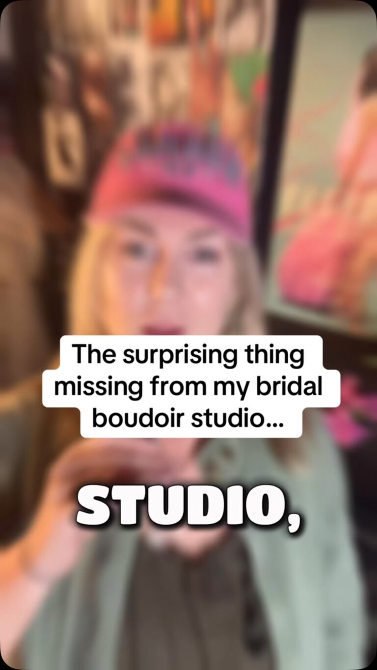 ✨ Behind the scenes of my UK bridal boudoir studio.